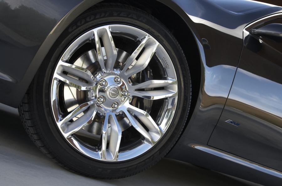 Колеса Chrysler 200C EV Concept 2009 года  (фото 8 из 27)